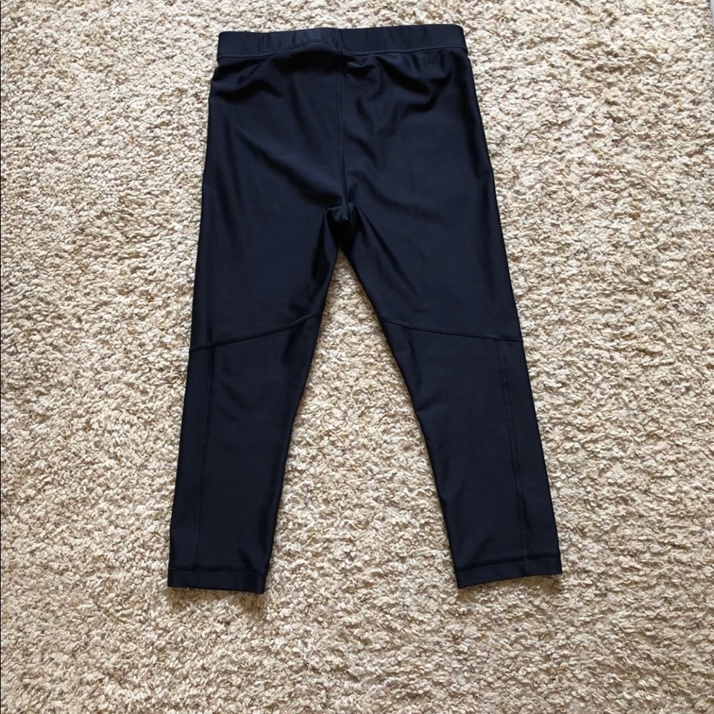 Under Armour crop leggings